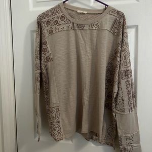 Long sleeve Easel Shirt